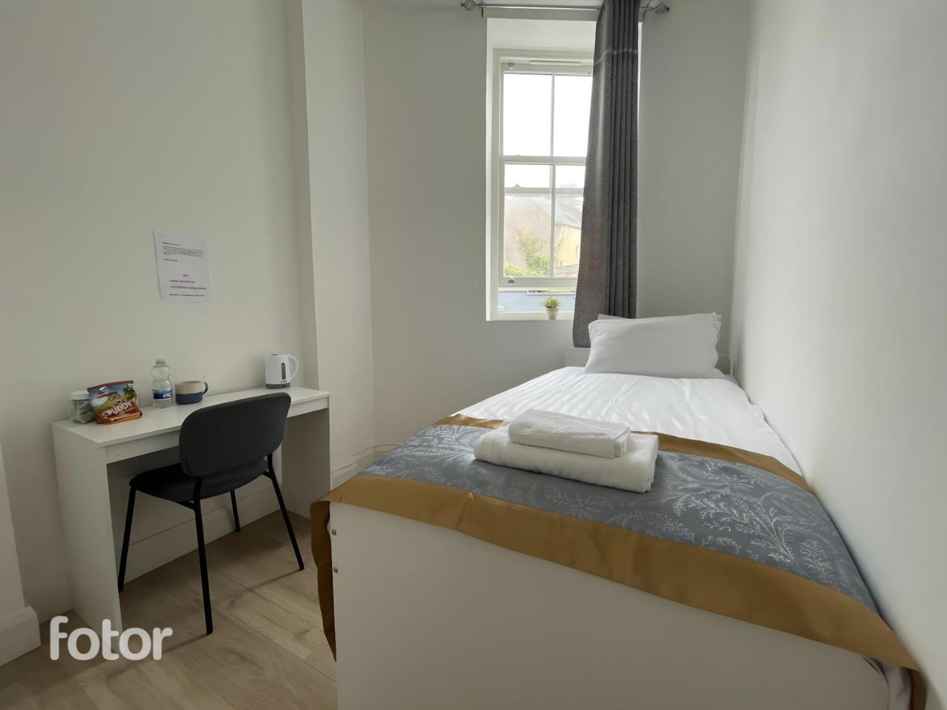 Leitrim Property Корк Екстериор снимка