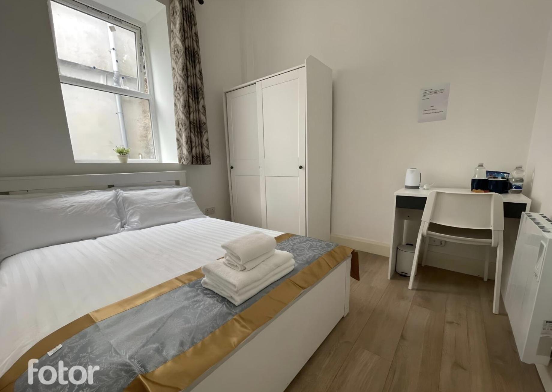 Leitrim Property Корк Екстериор снимка